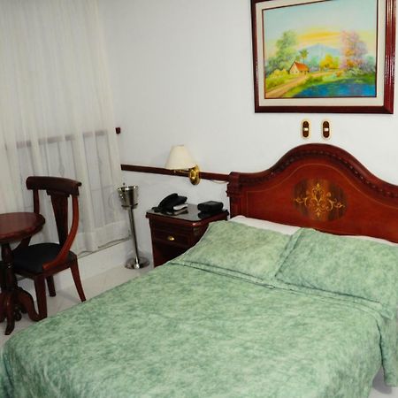 Cúcuta Hotel Quinta Avenida المظهر الخارجي الصورة